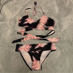 Size medium 2 piece bathing suit